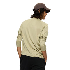 Men Tech Long Sleeve Tee - Long Sleeves